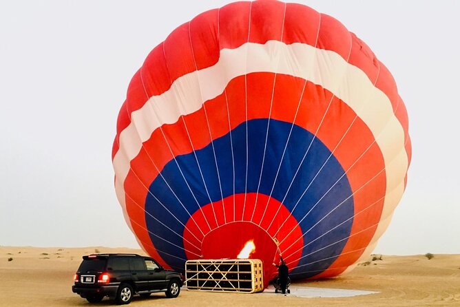 Adventure Hot Air Balloon with Buffet Breakfast & Falcon Show - Who should book this desert morning