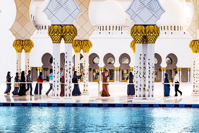 Afternoon City Tour With Qasr Al Watan And Sheikh Zayed Mosque - How good are the guides?