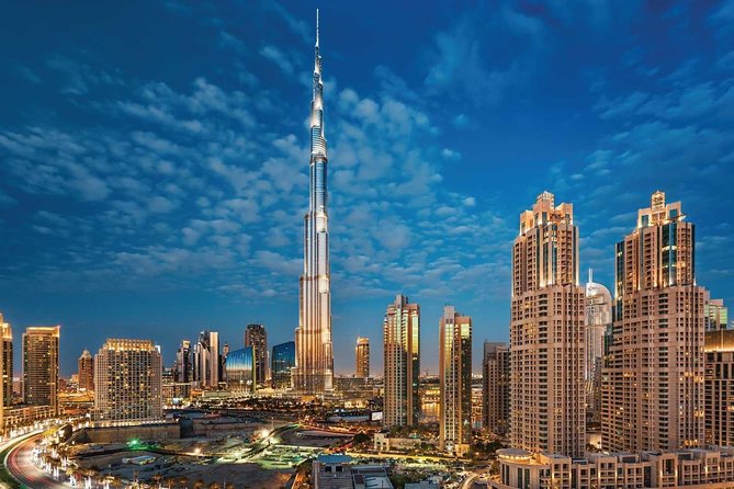 At the Top, Burj Khalifa 124/125 - Who will get the most from this experience?