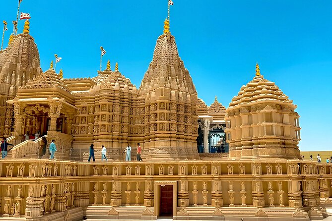 BAPS Hindu Temple And Sheikh Zayed Mosque Tour - BAPS Hindu Mandir: an important first stop