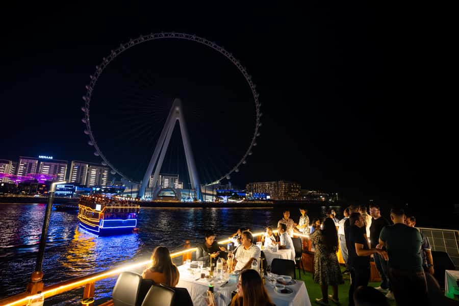 Best 5-Star Dhow Dinner Cruise Dubai Marina Jack Sparrow - The first minutes on board