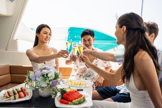 Burj Al Arab: 2-Hour Yacht Tour with BBQ Dinner and Drinks - Key points to know before booking