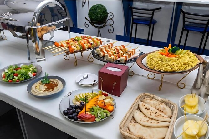 Burj Al Arab: 2-Hour Yacht Tour with BBQ Dinner and Drinks - The yacht, comfort, and onboard mood