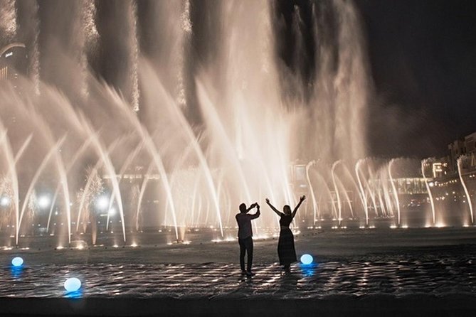 Burj Khalifa: At the Top entry with Fountain Boardwalk - Booking rules that can affect your day