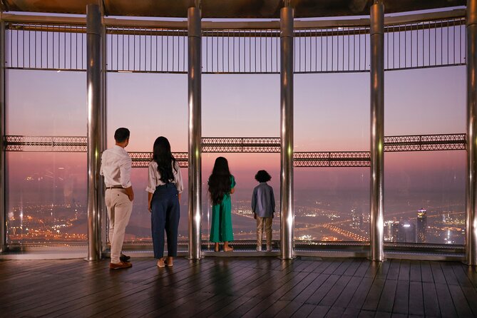 Burj Khalifa At the Top Observation Deck Admission Ticket Dubai - The queue problem: the serious drawback