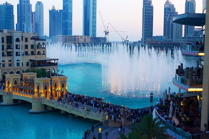 Burj Khalifa At The Top & Underwater Zoo Aquarium with Transfer - What is not included