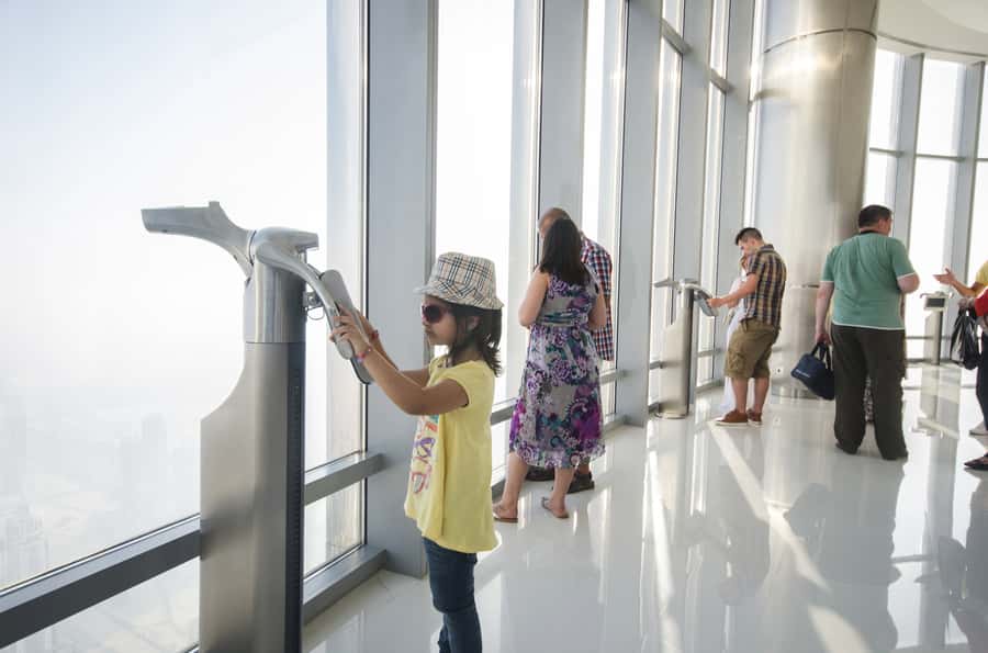 Burj Khalifa Ticket with 1-Way Transfer - Finding the entrance inside Dubai Mall