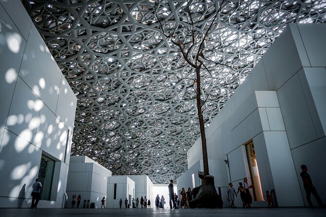 Chauffeur Service For Dubai & Abu Dhabi - Crossing from Dubai to Abu Dhabi
