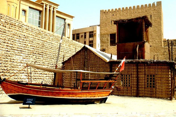 Combo Dubai City Tour and 4X4 Desert Safari with Dinner - Palm Jumeirah, Atlantis, and the downtown drive