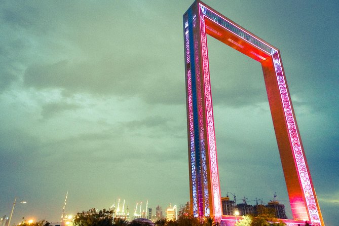 Combo Dubai Frame and Desert Safari with Dinner - BBQ dinner and live entertainment