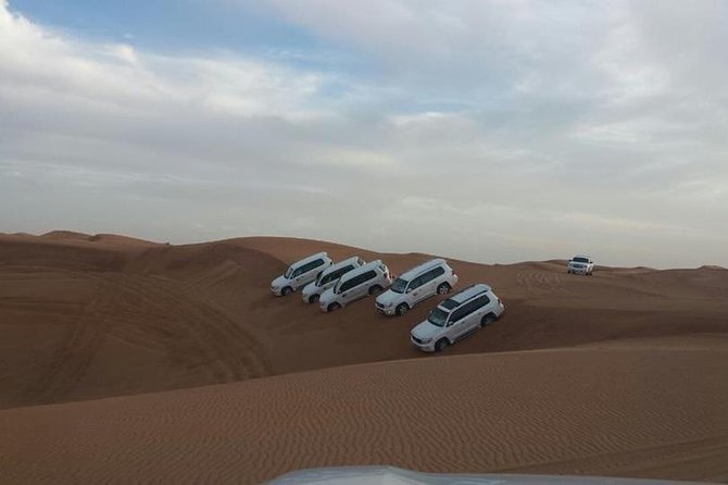 Desert Safari Dubai - Hotel pickup and the shared 4x4 ride