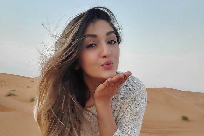 Desert Safari Dubai (VIP Package ) - The camp adds henna, costumes, and refreshments