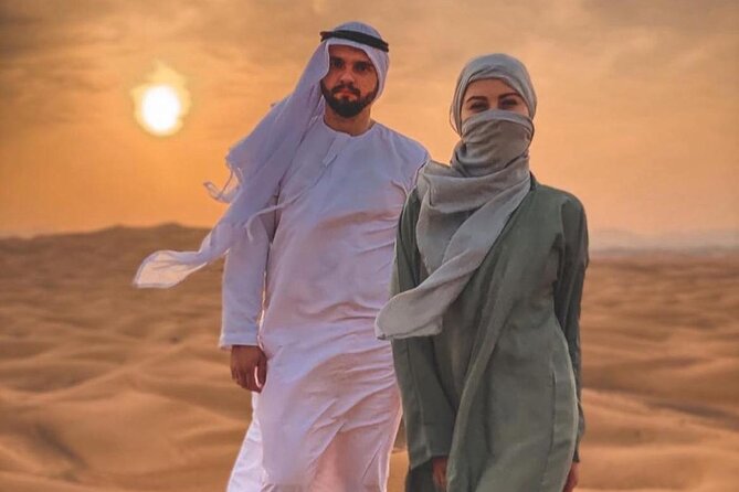 Desert safari in Dubai With BBQ Buffet Dinner Live Entertainments - Arabic costumes, henna, and the photo stops