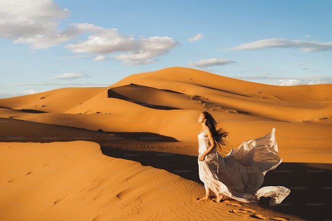 Desert Safari with BBQ Dinner, Camel Ride, Sand Board & Live Show - Who should book this desert safari