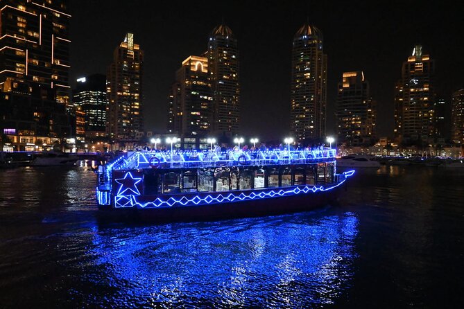 Dhow Cruise with Dinner at Dubai Marina - Boarding the Dhow and Finding Your Place