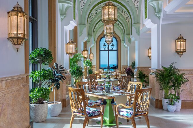 Dining Experience at iconic Emirates Palace Abu Dhabi - Dress properly and avoid a needless entrance problem