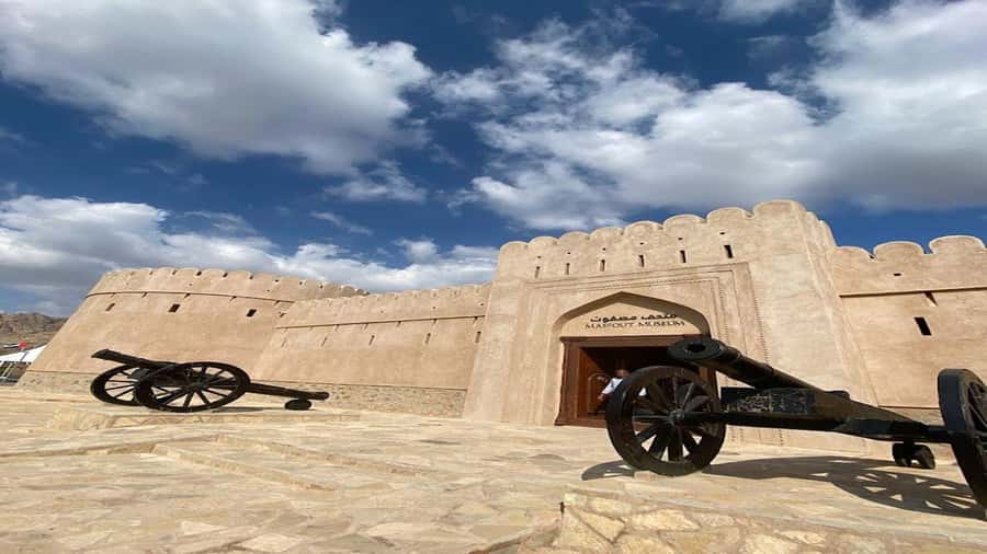 Discover Hatta Hidden Gem Private Tour with Kayaking & Honey - Al Boma Fort is the photo stop