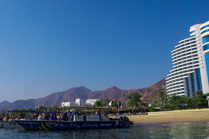 Dive trip to the coral reefs of Fujairah for certified scuba divers - Arriving at Le Meridien Beach Resort, Fujairah