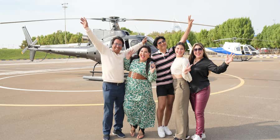 Dubai: 17-Minute Helicopter Tour over Palm Jumeirah - Palm Jumeirah from above