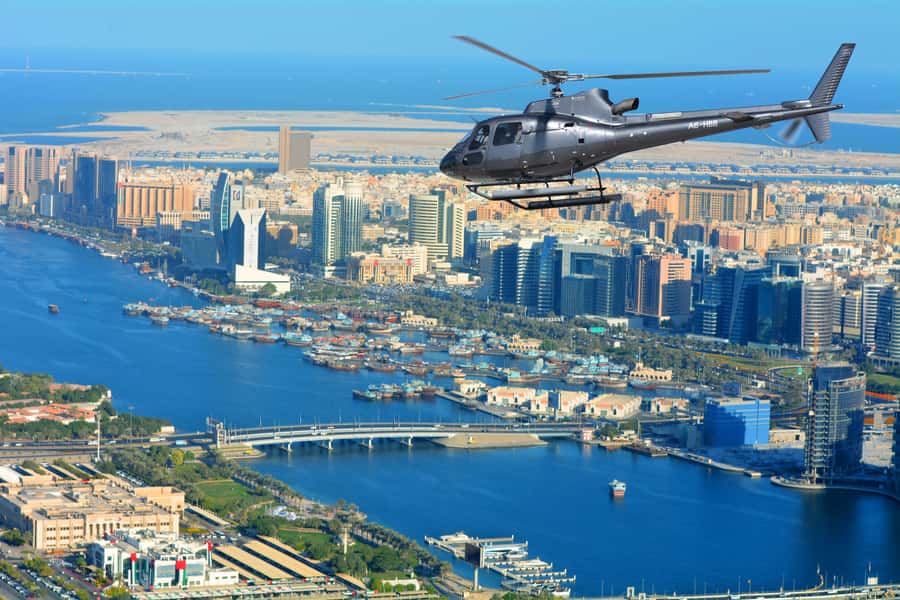 Dubai: 17-Minute Helicopter Tour over Palm Jumeirah - Burj Khalifa and Dubai’s central towers