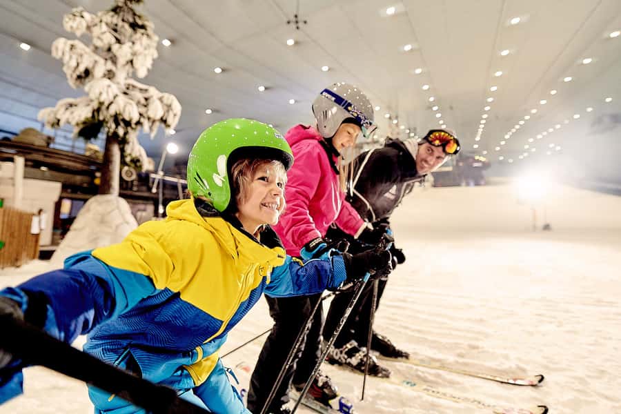 Dubai: 2-Hour or Full-Day Slope Session at Ski Dubai - Choosing between two hours and a full day