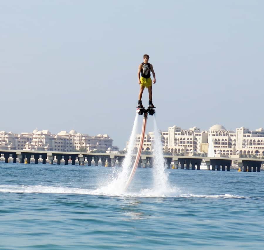 Dubai: 30-Min Flyboard Beginner Session at The Palm Jumeirah - The first 10 minutes: safety and control