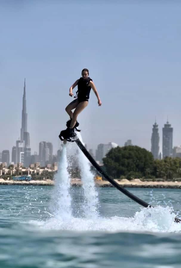 Dubai: 30–Minute Flyboard Experience - How the one-by-one format affects your time