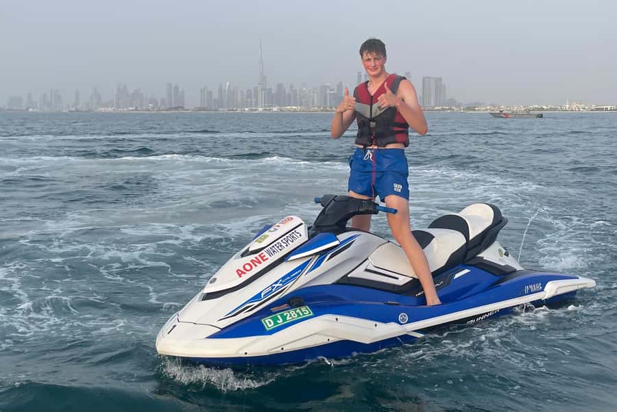 Dubai: 45-Minute Jet Ski Ride - Starting at Umm Suqeim 2 in Jumeirah