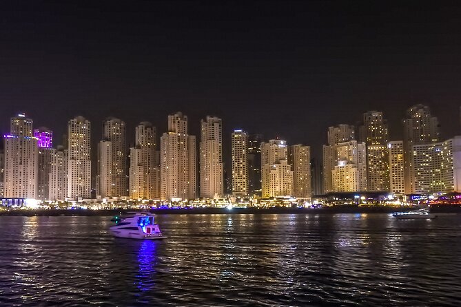 Dubai 5 Star Marina Dhow Cruise Dinner with Transfers - What dinner is really like