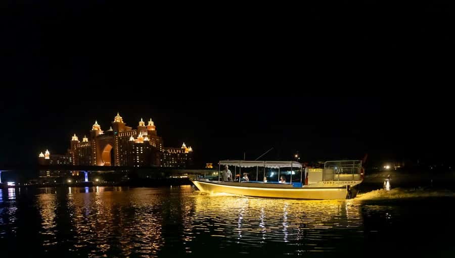 Dubai: Abra Boat Tour in Atlantis, Palm, Ain Dubai & Marina - Comfort, music, food, and swimming