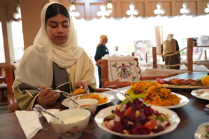 Dubai: Abu Dhabi Trip with Lunch at Al Khayma Heritage Restaurant - Qasr Al Watan: Grand Interiors Without a Palace Guide