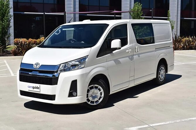 Dubai Airport: Hassle Free Private Transfer Arrival OR Departure - Leaving Dubai Airport without the usual scramble