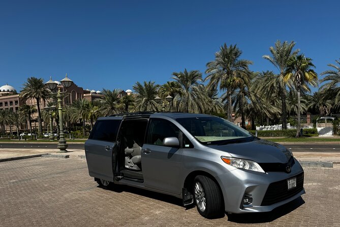 Dubai Airport Transfers|Private Arrival and Departure Ride 24/7 - The airport meet and greet