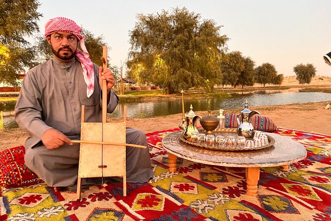 Dubai: Al Marmoom Oasis Vintage Safari: Camels, Stargazing & Meal - Entering the Bedouin village at Al Marmoom Oasis