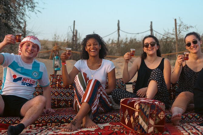 Dubai: Al Marmoom Oasis Vintage Safari: Camels, Stargazing & Meal - Dinner under Bedouin tents