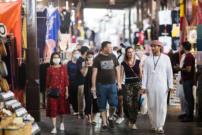 Dubai Aladdin Tour: Souks, Creek, Old Dubai and Tastings - Bargaining in the Old Souk