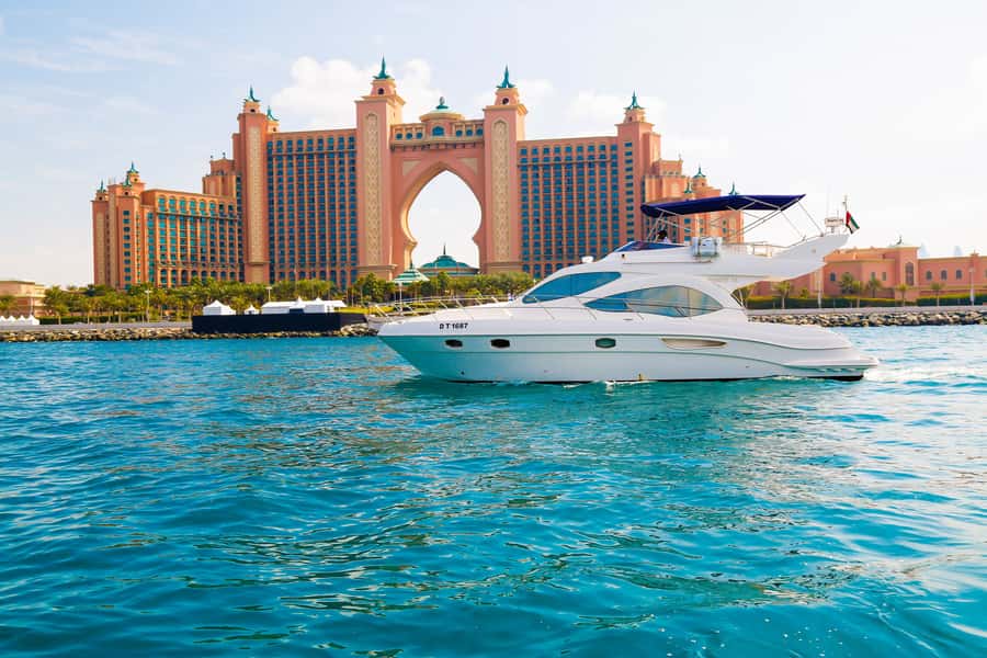 Dubai: Atlantis and Burj Al Arab Cruise on Luxury Yacht - A private yacht view of Dubai