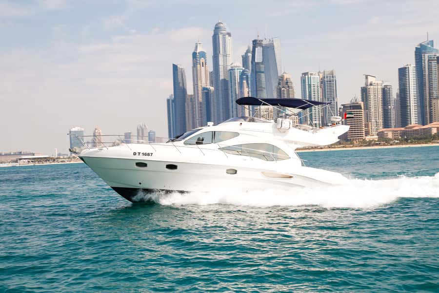 Dubai: Atlantis and Burj Al Arab Cruise on Luxury Yacht - Who should book this yacht cruise?