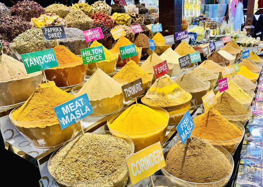 Dubai: Authentic Old Town, Souks, Tastings & Abra Boat Tour - Walking through old Emirati houses