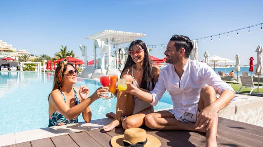 Dubai: Beach Day on the Palm with Skyline Views - Practical tips for a smoother visit