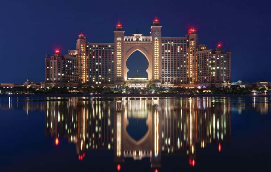Dubai: Big Bus Panoramic Night Tour & Optional Dinner Cruise - Who Will Enjoy This Most