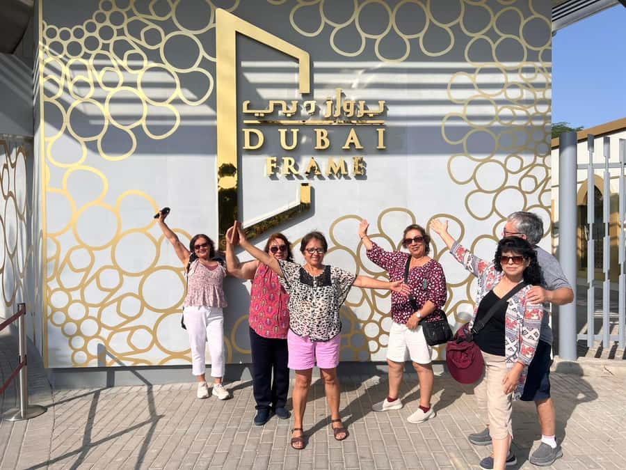 Dubai: Burj Al Arab, Future Museum, Dubai Frame Tour - Pickup in Deira and the value of an air-conditioned ride