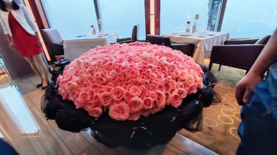 Dubai: Burj Khalifa Sunset Engagement with Porsche Pickup - Dinner near the Dubai Fountain