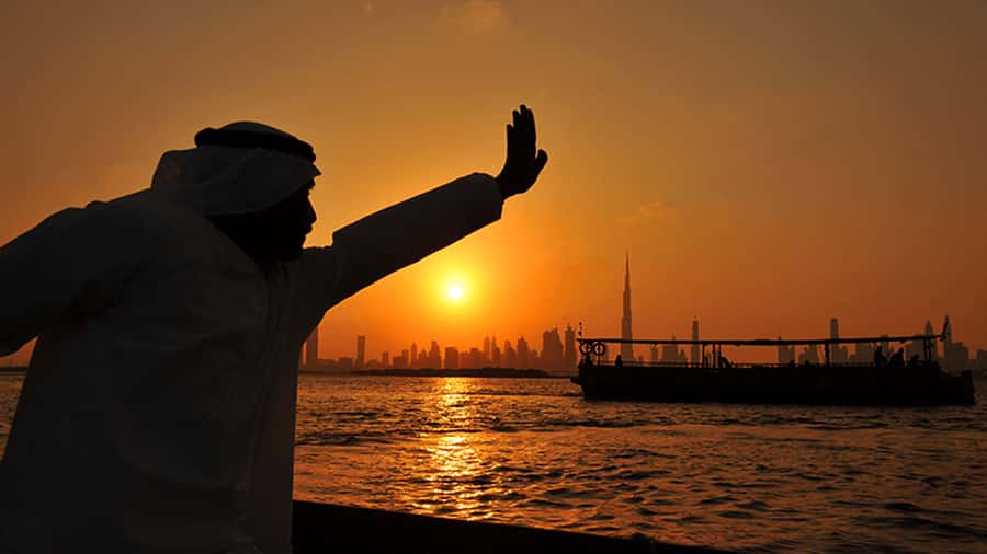 Dubai: Burj Khalifa Sunset on an Abra - Should you book the Dubai abra sunset ride?