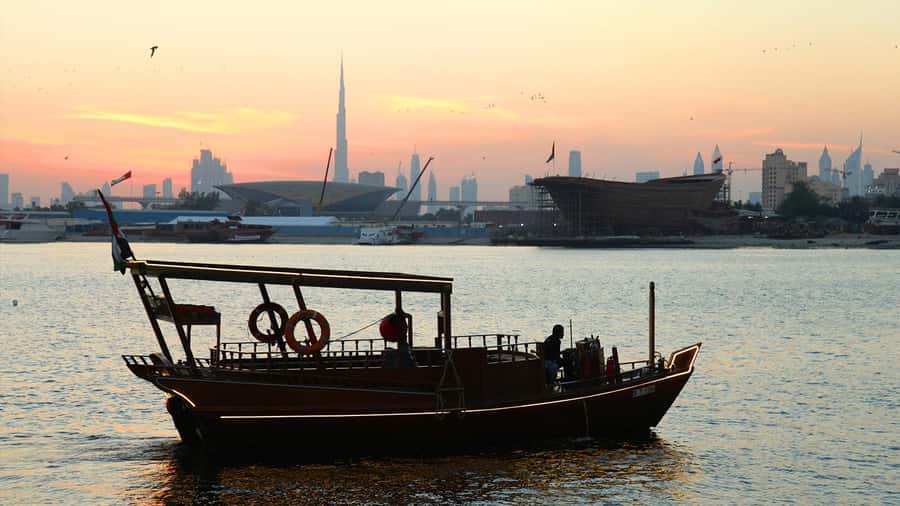 Dubai: Burj Khalifa Sunset on an Abra - Arriving at the canal and finding the boat