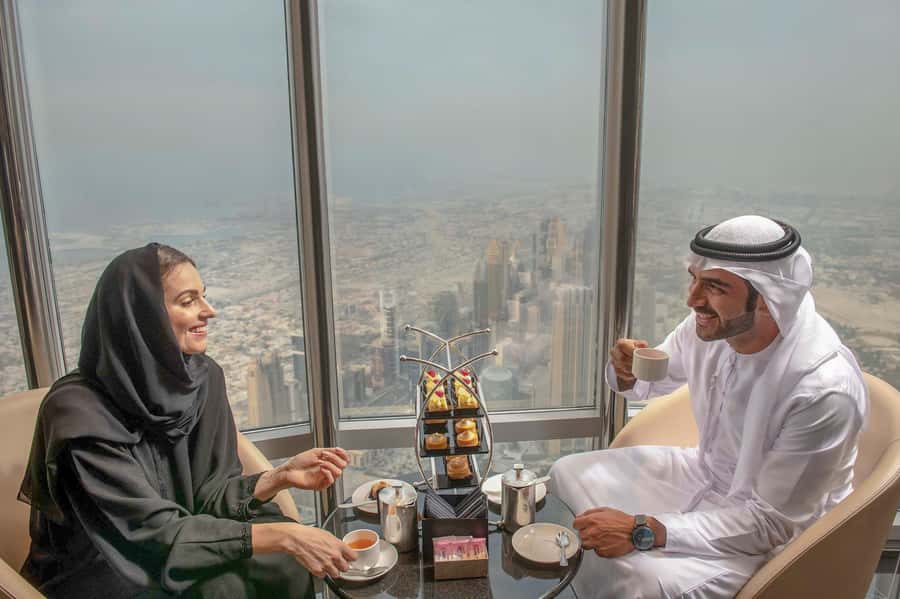 Dubai: Burj Khalifa VIP Experience Level 152 Lounge Access - Level 154 and the open-air terrace