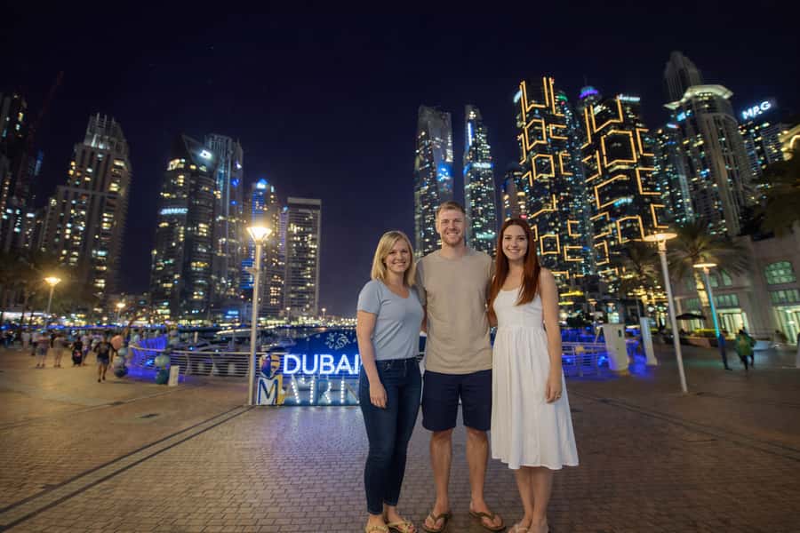 Dubai by Night with Burj Khalifa Entrance Ticket - Why Dubai works better after dark