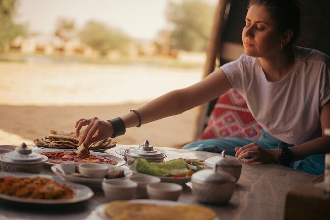 Dubai: Camel Caravan, Bedouin Breakfast with Al Marmoom Oasis - What the guides add to the morning