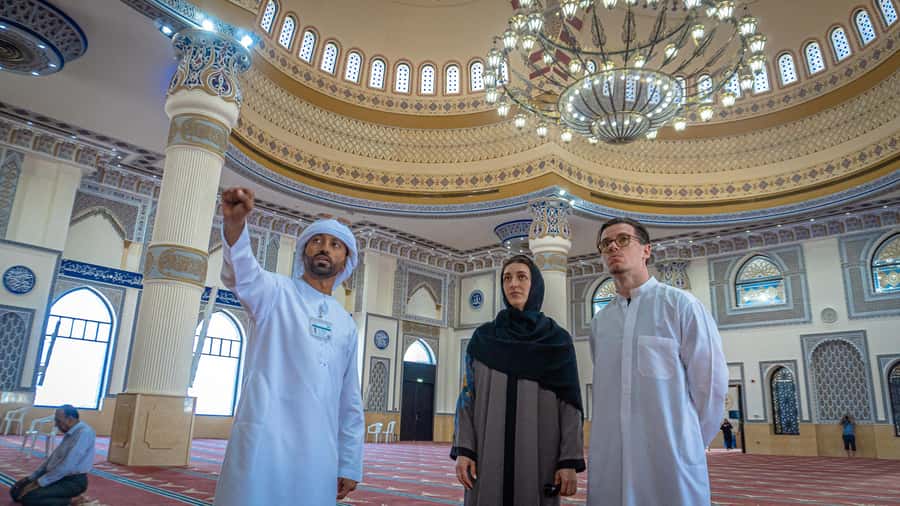 Dubai: City Highlights Tour with Blue Mosque & Street Food - Why this tour works for a first look at Dubai