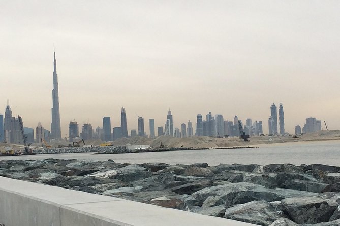 Dubai City Tour - Seeing the Burj Al Arab from outside